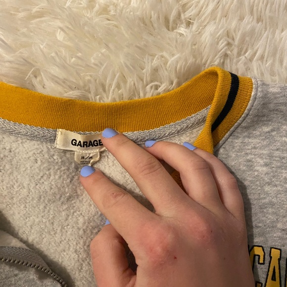 brand new garage sweater - Picture 2 of 2